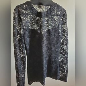 Beautiful guess floral lace top long sleeve